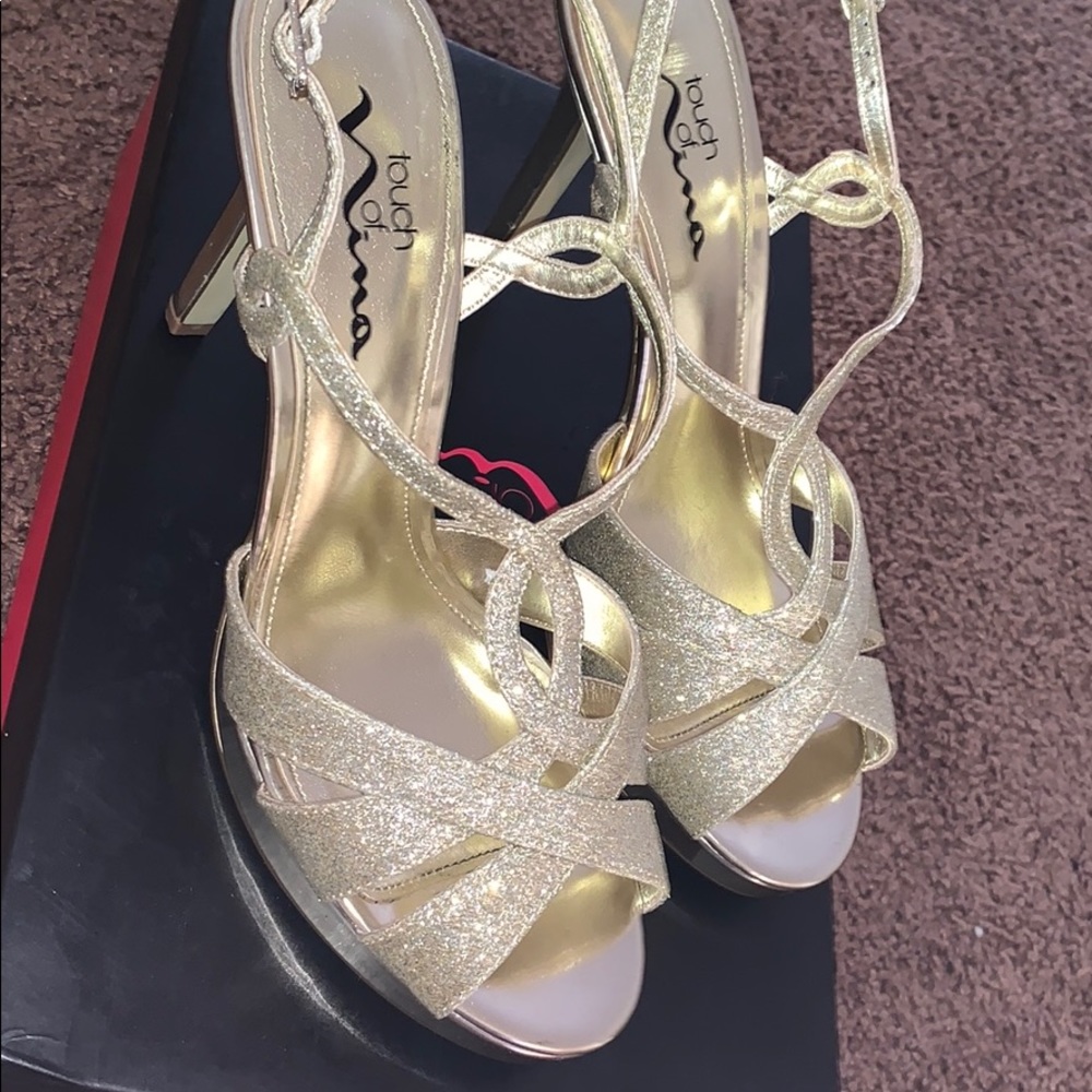 Women’s platform shoes